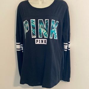 PINK Victoria’s Secret long sleeve top